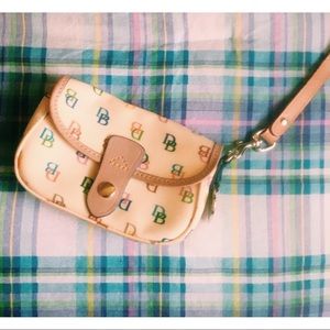 Dooney&Bourke wristlet